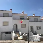 Bela Vista Near A Surf Spot * אריסרייה