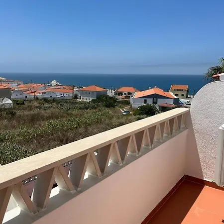 Bela Vista Near A Surf Spot エリセイラ